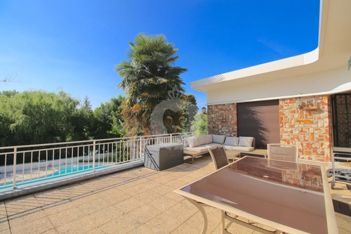 Image d'un maison 8 pièces 245 m² à 1395000€ à chennevières-sur-marne (94430)