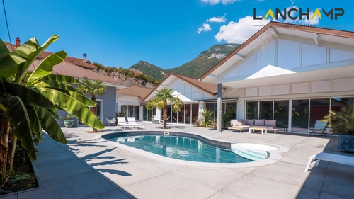 Image d'un maison 8 pièces 330 m² à 735000€ à seyssel (74910)