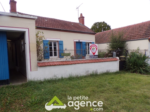 Image d'un maison 4 pièces 108 m² à 54900€ à sancoins (18600)