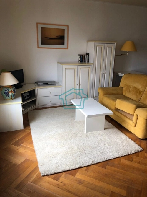 Image d'un appartement meublé 1 pièce 30 m² à 800€ à plaisir (78370)