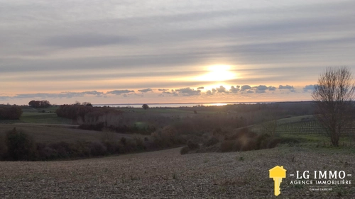 Image d'un maison 5 pièces 208 m² à 598000€ à "épargnes" (17120)