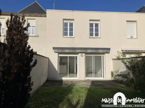 Image d'un maison 5 pièces 109 m² à 985€ à cognac (16100)