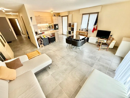 Image d'un appartement 3 pièces 68 m² à 380000€ à ferney-voltaire (01210)