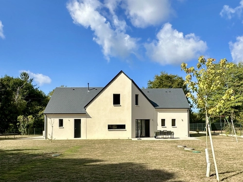 Image d'un maison 4 pièces 131 m² à 349900€ à ambillou (37340)