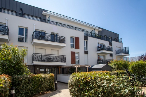 Image d'un appartement 4 pièces 80 m² à 450000€ à montesson (52500)
