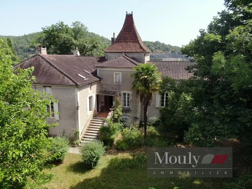 Image d'un maison 15 pièces 350 m² à 527500€ à luzech (46140)