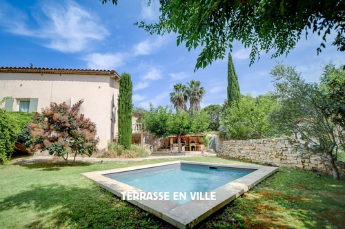 Image d'un maison 5 pièces 166 m² à 599000€ à aubagne (13400)