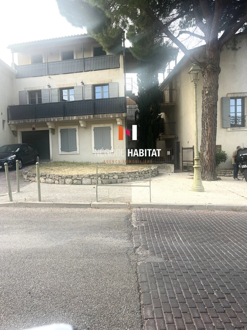 Image d'un appartement 1 pièce 70 m² à 167000€ à uzès (30700)