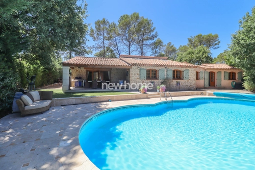 Image d'un maison 5 pièces 151 m² à 795000€ à fayence (83440)