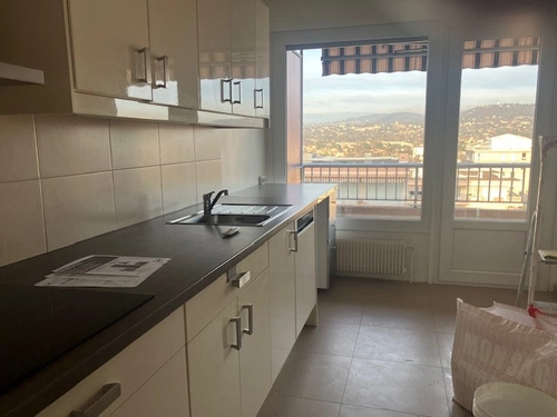 Image d'un appartement 3 pièces 90 m² à 1430€ à caluire-et-cuire (69300)