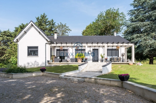 Image d'un maison 5 pièces 157 m² à 499500€ à saverdun (09700)