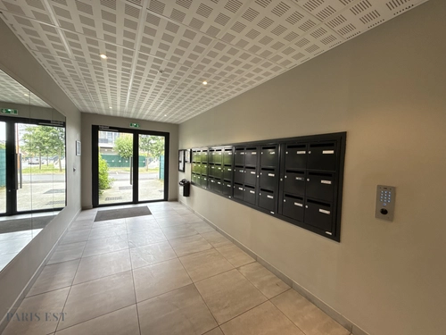 Image d'un appartement 2 pièces 42 m² à 220000€ à claye-souilly (77410)