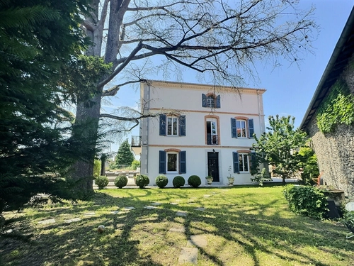 Image d'un maison 10 pièces 380 m² à 490000€ à burlats (81100)