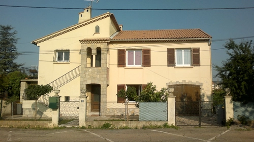 Image d'un maison 9 pièces 201 m² à 360000€ à le luc (83340)