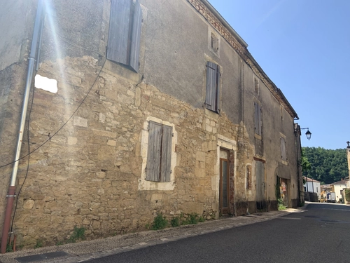 Image d'un maison 4 pièces 180 m² à 23000€ à saint-front-sur-lémance (47500)