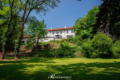 Image d'un maison 11 pièces 481 m² à 2290000€ à dijon (21100)