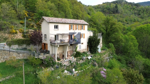 Image d'un maison 6 pièces 101 m² à 165000€ à saint-julien-labrousse (07160)