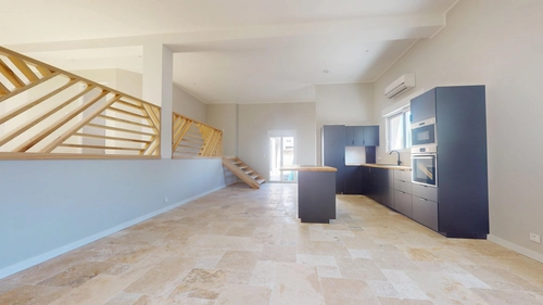 Image d'un appartement 6 pièces 200 m² à 340000€ à saint-vit (25410)