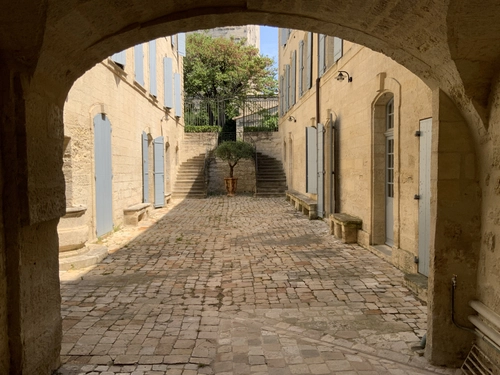 Image d'un appartement 1 pièce 28 m² à 157500€ à uzès (30700)