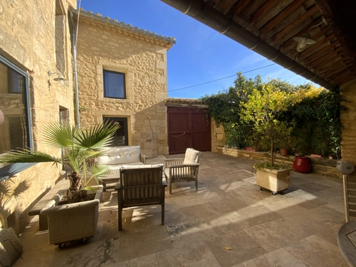 Image d'un maison 4 pièces 141 m² à 630000€ à uzès (30700)
