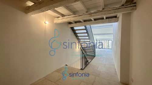 Image d'un appartement 3 pièces 64 m² à 267000€ à uzès (30700)