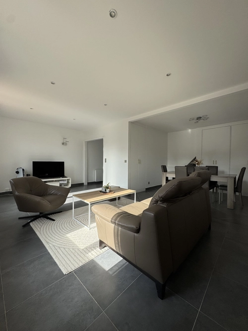 Image d'un appartement 4 pièces 119 m² à 499000€ à montesson (52500)