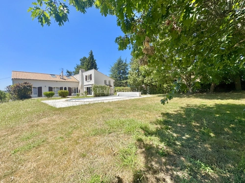 Image d'un maison 8 pièces 200 m² à 525000€ à artigues-près-bordeaux (33370)