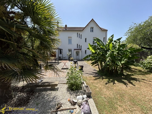 Image d'un maison 6 pièces 195 m² à 249900€ à puy-guillaume (63290)