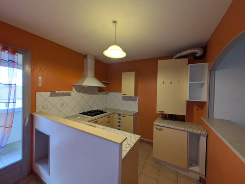 Image d'un appartement 3 pièces 79 m² à 135000€ à pont-saint-esprit (30130)