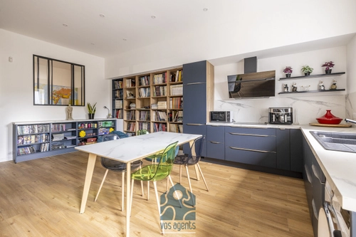 Image d'un maison 4 pièces 193 m² à 399000€ à riom (63200)
