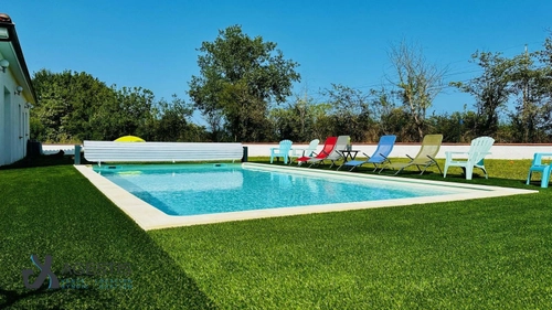 Image d'un maison 5 pièces 142 m² à 1350€ à soual (81580)