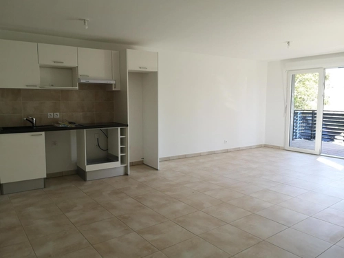 Image d'un appartement 3 pièces 70 m² à 906.13€ à gujan-mestras (33470)
