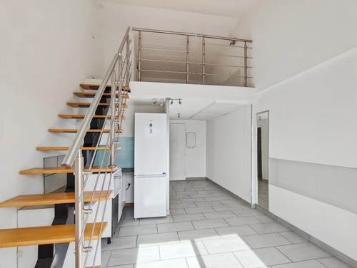 Image d'un appartement 2 pièces 33 m² à 795€ à bandol (83150)