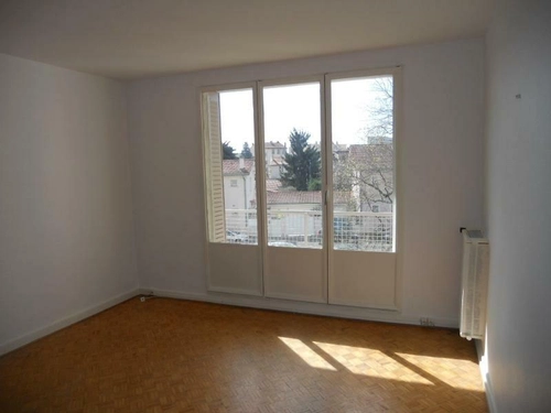 Image d'un appartement 3 pièces 55 m² à 855€ à lyon 8ème (69008)