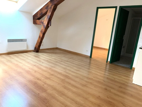 Image d'un appartement 2 pièces 30 m² à 385€ à aubenas (07200)