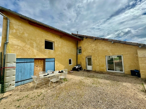 Image d'un maison 4 pièces 132 m² à 800€ à germolles-sur-grosne (71630)
