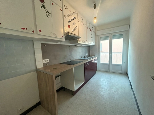 Image d'un appartement 4 pièces 70 m² à 995€ à le grau-du-roi (30240)