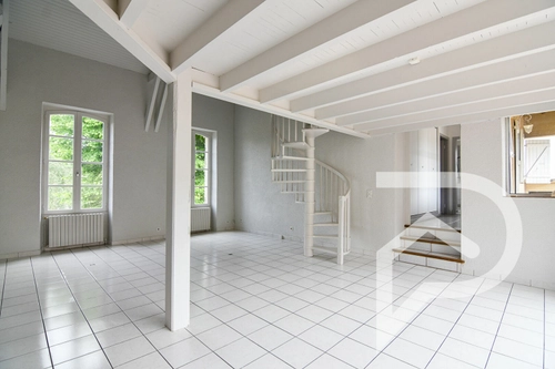 Image d'un appartement 4 pièces 124 m² à 1055€ à auch (32000)