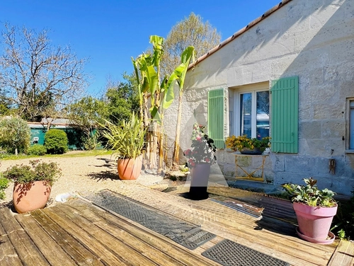 Image d'un maison 6 pièces 131 m² à 249000€ à thénac (24240)