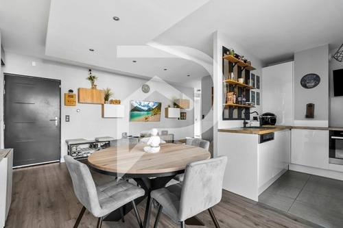 Image d'un appartement 4 pièces 77 m² à 445000€ à montesson (52500)