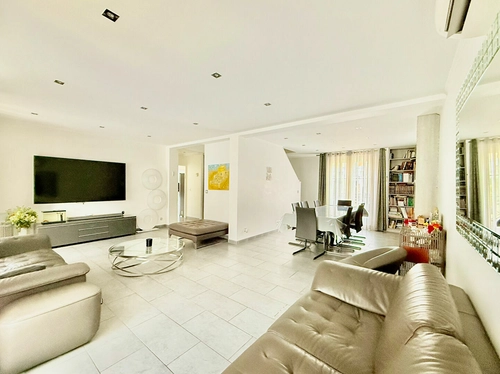 Image d'un maison 7 pièces 160 m² à 739000€ à créteil (94000)