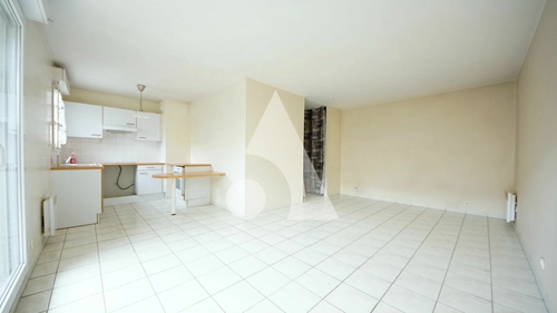 Image d'un appartement 2 pièces 45 m² à 856€ à corbeil-essonnes (91100)