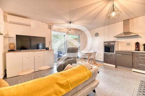Image d'un appartement 3 pièces 55 m² à 965€ à nîmes (30000)