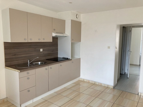 Image d'un appartement 2 pièces 33 m² à 415€ à le creusot (71200)