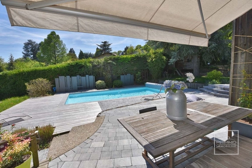 Image d'un maison meublée 6 pièces 245 m² à 3221€ à saint-cyr-au-mont-d'or (69450)