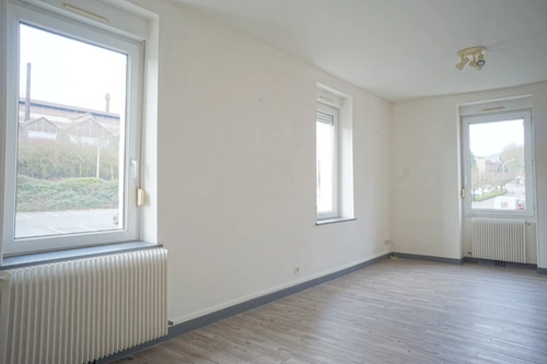 Image d'un appartement 3 pièces 65 m² à 558€ à le creusot (71200)