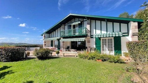 Image d'un maison 5 pièces 191 m² à 995000€ à mouguerre (64990)