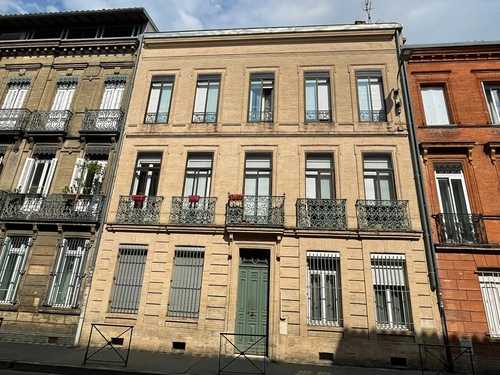 Image d'un appartement 4 pièces 90 m² à 1270€ à toulouse (31000)