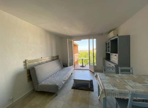 Image d'un appartement meublé 1 pièce 31 m² à 660€ à saint-cyr-sur-mer (83270)