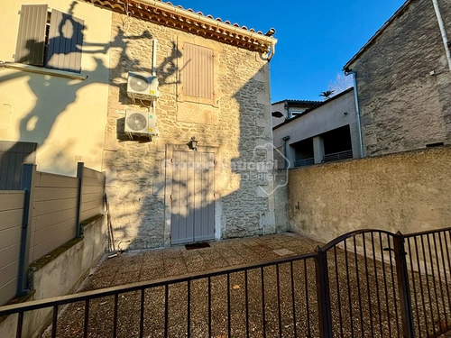 Image d'un maison 4 pièces 87 m² à 945€ à saint-étienne-du-grès (13103)